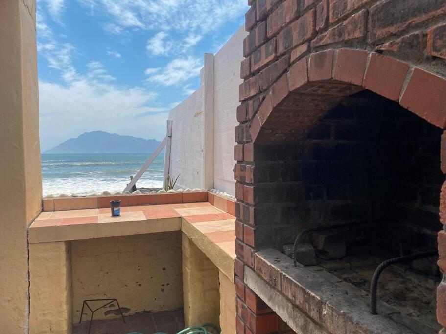 Family Surf Shack On The Beach Ciudad del Cabo Exterior foto