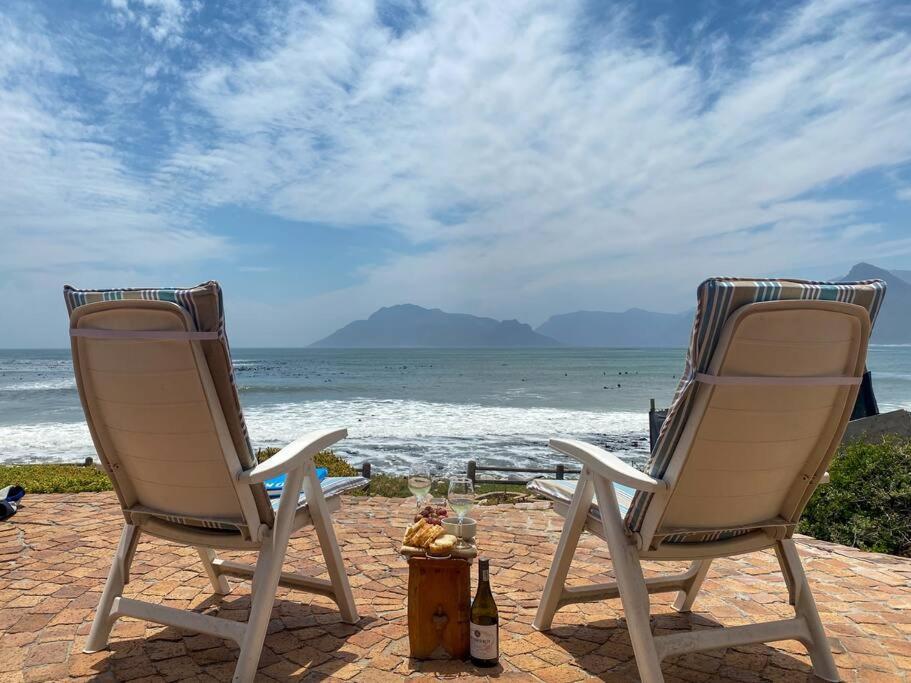 Family Surf Shack On The Beach Ciudad del Cabo Exterior foto